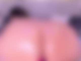 MelissaBloomm's Live Sex Cam Show