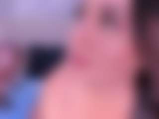 MelissaBloomm's Live Sex Cam Show