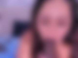 MelissaBloomm's Live Sex Cam Show