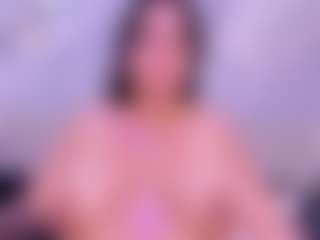 MelissaBloomm's Live Sex Cam Show