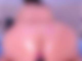 MelissaBloomm's Live Sex Cam Show