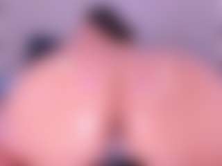 MelissaBloomm's Live Sex Cam Show