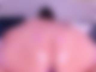 MelissaBloomm's Live Sex Cam Show