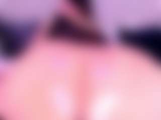 MelissaBloomm's Live Sex Cam Show