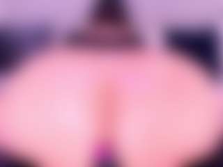 MelissaBloomm's Live Sex Cam Show