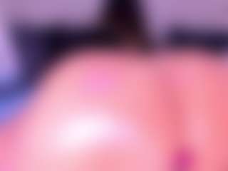 MelissaBloomm's Live Sex Cam Show
