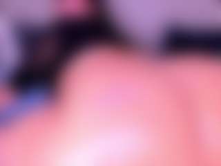 MelissaBloomm's Live Sex Cam Show