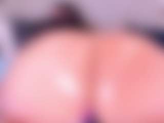 MelissaBloomm's Live Sex Cam Show