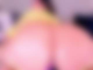 MelissaBloomm's Live Sex Cam Show