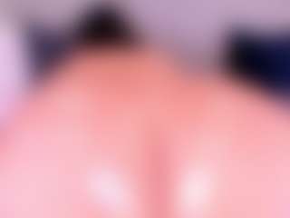 MelissaBloomm's Live Sex Cam Show