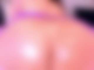 MelissaBloomm's Live Sex Cam Show