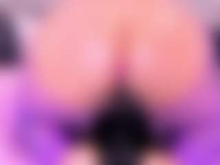 MelissaBloomm's Live Sex Cam Show