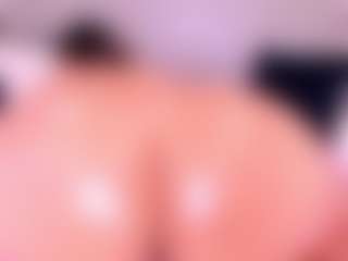 MelissaBloomm's Live Sex Cam Show