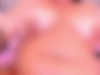 MelissaBloomm's Live Sex Cam Show