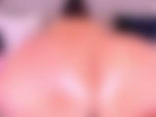MelissaBloomm's Live Sex Cam Show