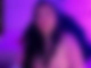 Live cam show with Rinibdsm - Camel Toe on Instabang