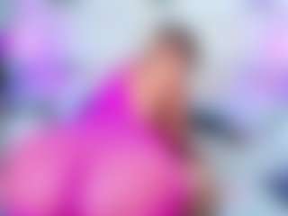 QUEENASS's Live Sex Cam Show