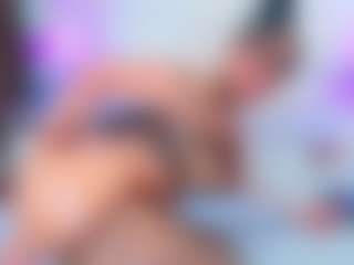 QUEENASS's Live Sex Cam Show