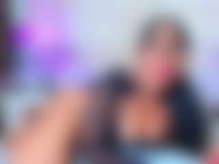 QUEENASS's Live Sex Cam Show