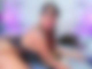 QUEENASS's Live Sex Cam Show
