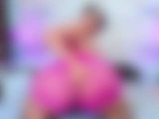 QUEENASS's Live Sex Cam Show