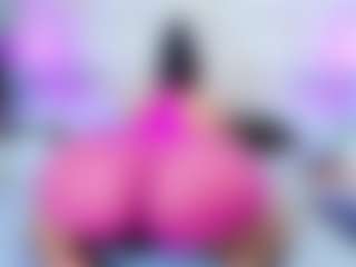 QUEENASS's Live Sex Cam Show