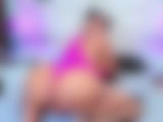 QUEENASS's Live Sex Cam Show