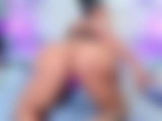 QUEENASS's Live Sex Cam Show
