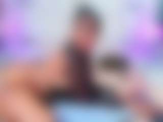 QUEENASS's Live Sex Cam Show