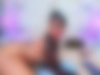 QUEENASS's Live Sex Cam Show
