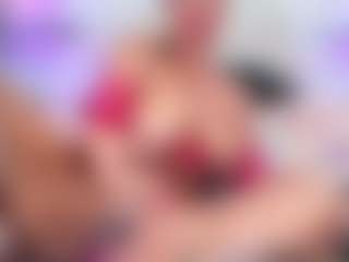 QUEENASS's Live Sex Cam Show