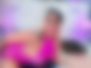 QUEENASS's Live Sex Cam Show