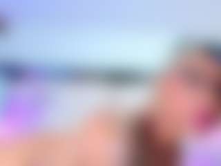 QUEENASS's Live Sex Cam Show