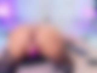 QUEENASS's Live Sex Cam Show