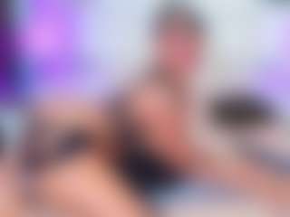 QUEENASS's Live Sex Cam Show
