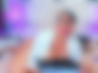 QUEENASS's Live Sex Cam Show