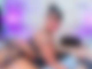 QUEENASS's Live Sex Cam Show