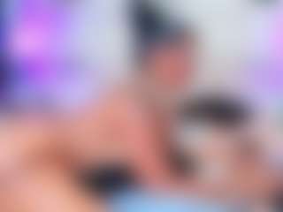 QUEENASS's Live Sex Cam Show