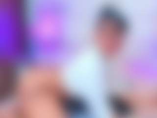 QUEENASS's Live Sex Cam Show