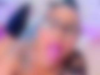 QUEENASS's Live Sex Cam Show