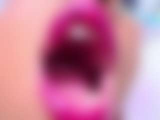 QUEENASS's Live Sex Cam Show