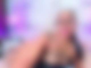 QUEENASS's Live Sex Cam Show