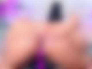 QUEENASS's Live Sex Cam Show
