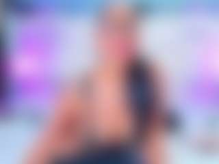 QUEENASS's Live Sex Cam Show
