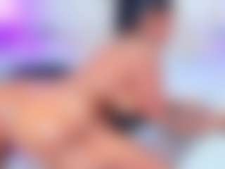 QUEENASS's Live Sex Cam Show