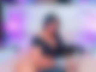 QUEENASS's Live Sex Cam Show
