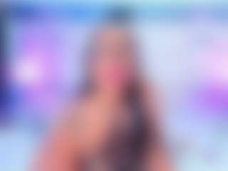 Live cam show with QUEENASS - Wet on Livezox