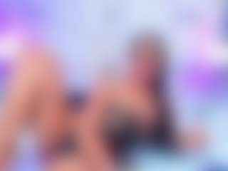 QUEENASS's Live Sex Cam Show