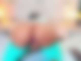 QUEENASS's Live Sex Cam Show