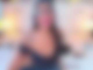 QUEENASS's Live Sex Cam Show